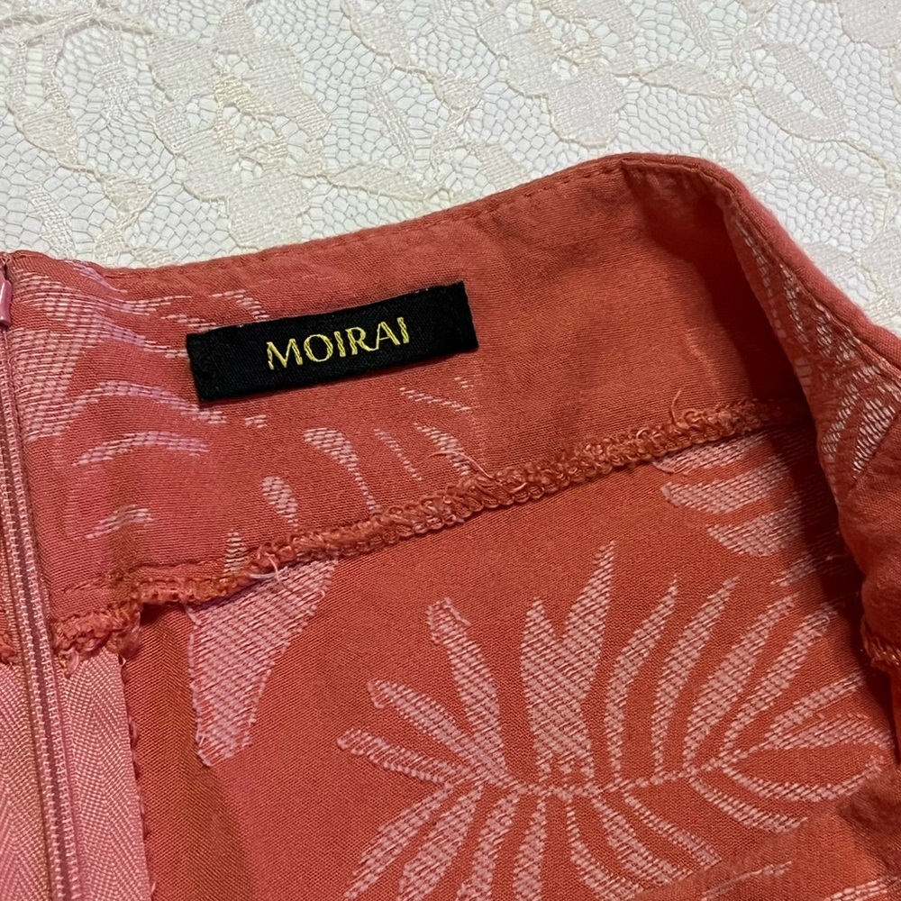 Pink Skirt With Leaf Pattern - image 4